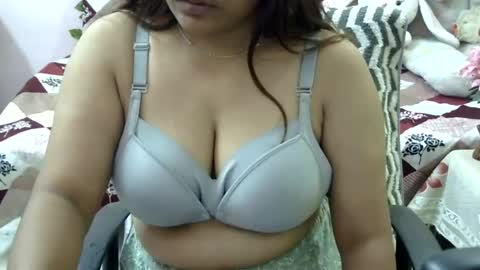 sweet_shivani online show from June 2026 04:34:02 AM