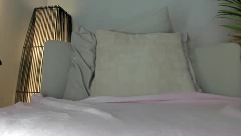 Adeline  online show from November 2025 05:00:02 PM