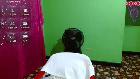 kim online show from December 2025 04:09:01 AM