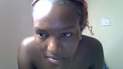 Snapshot of sweet_strawberina chatting on March 2026 05:19:01 AM sweet_strawberina online show from March 2026 05:19:01 AM