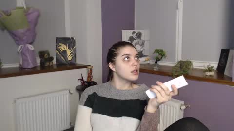 Snapshot of sweet_sugaaar chatting on March 2025 06:13:02 AM Rebecca online show from March 2025 06:13:02 AM