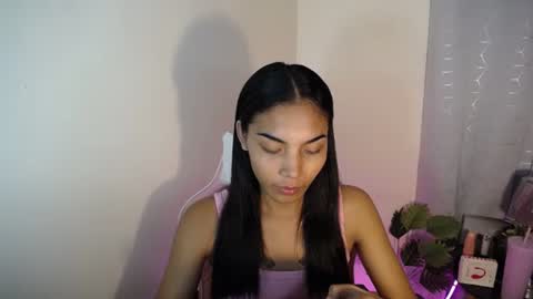 Snapshot of sweet_trishaxx chatting on November 2025 10:46:02 AM Trisha online show from November 2025 10:46:02 AM