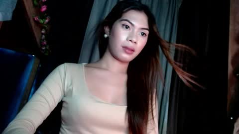 Snapshot of sweet_vell chatting on May 2026 05:21:02 PM sweet_vell online show from May 2026 05:21:02 PM