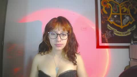 sweet_venus4 online show from February 2026 09:45:01 AM