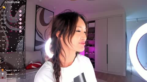 Yasu online show from December 2024 11:07:02 AM