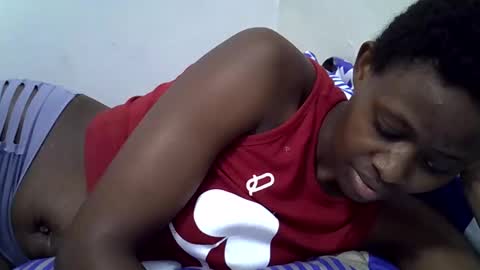 sweet_zarah online show from January 2026 01:38:02 PM