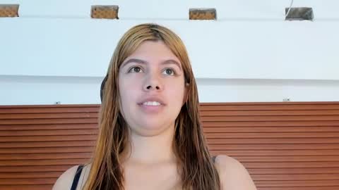 sweetandwilld online show from April 2026 08:06:01 PM