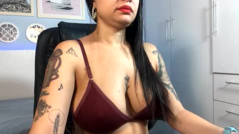 Snapshot of sweetanittareal chatting on February 2026 02:15:02 PM Anitta online show from February 2026 02:15:02 PM