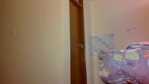 Snapshot of sweetass_02 chatting on October 2025 08:27:02 AM bianca online show from October 2025 08:27:02 AM