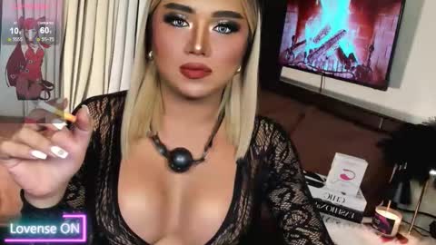 bella online show from November 2025 12:02:01 AM