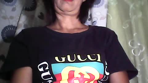 Snapshot of sweetbella24 chatting on June 2026 11:53:02 AM im anne online show from June 2026 11:53:02 AM