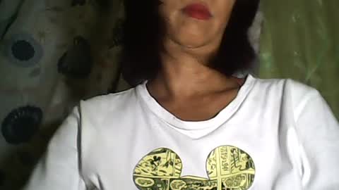 Snapshot of sweetbella24 chatting on July 2026 12:07:01 PM im anne online show from July 2026 12:07:01 PM