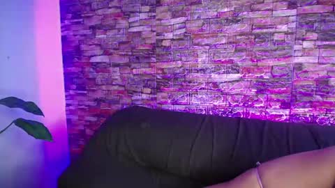 Snapshot of sweetbloomcs chatting on May 2026 04:15:02 PM sweetbloomcs online show from May 2026 04:15:02 PM