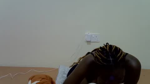 Snapshot of sweetbooty05 chatting on April 2026 12:27:01 AM sweetbooty05 online show from April 2026 12:27:01 AM