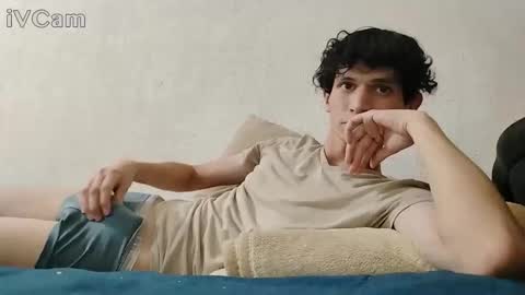 Snapshot of sweetboyx2 chatting on November 2025 06:08:02 AM sweetboyx2 online show from November 2025 06:08:02 AM