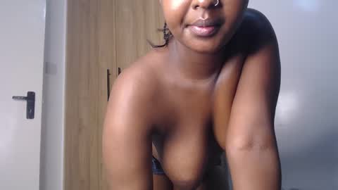 Snapshot of sweetbrinna88 chatting on February 2025 12:52:02 AM Brinna online show from February 2025 12:52:02 AM