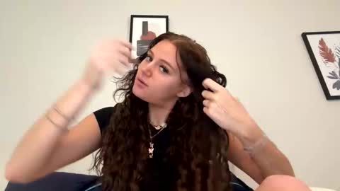 Snapshot of sweetbrittaniexox chatting on April 2026 07:25:02 PM Brittanie online show from April 2026 07:25:02 PM