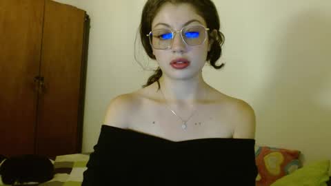 sweetcalm_ online show from June 2026 03:46:01 AM