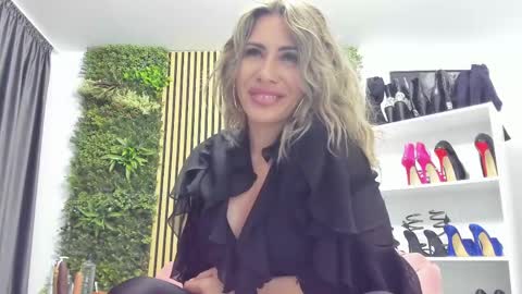 Snapshot of sweetcherry30_ chatting on May 2026 06:10:02 AM Cherry online show from May 2026 06:10:02 AM