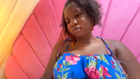 sweetcoochiex online show from October 2025 07:14:02 PM