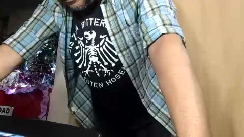 Snapshot of sweetcuervo chatting on December 2024 07:33:02 AM sweetcuervo independent model online show from December 2024 07:33:02 AM