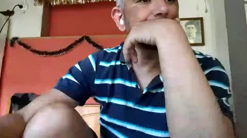 Snapshot of sweetcuervo chatting on December 2024 08:15:02 PM sweetcuervo independent model online show from December 2024 08:15:02 PM