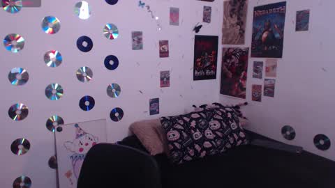 Abril online show from December 2025 02:43:02 PM