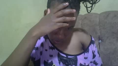 sweetdiva2012 online show from December 2024 08:38:02 PM