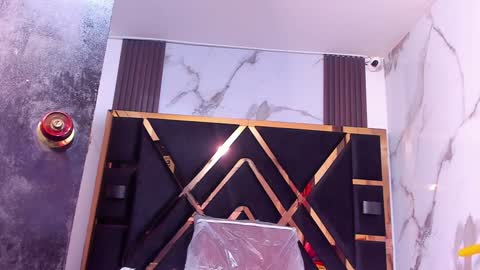 Jimena online show from December 2024 04:50:01 PM