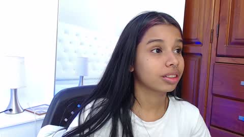 Gabriela online show from January 2025 09:49:02 AM