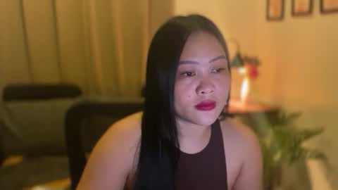 Snapshot of sweetestsmile_ chatting on November 2025 11:45:01 AM Khaye online show from November 2025 11:45:01 AM