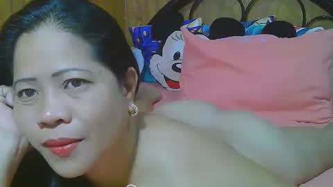 Snapshot of sweeteyes69xx chatting on April 2026 03:28:02 AM sweeteyes69xx online show from April 2026 03:28:02 AM