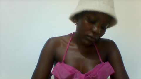 sweetfel online show from October 2025 04:21:02 AM