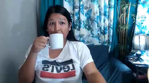 Snapshot of sweetflavor4uxxx chatting on April 2026 08:20:02 AM GoddessAira4uTS online show from April 2026 08:20:02 AM