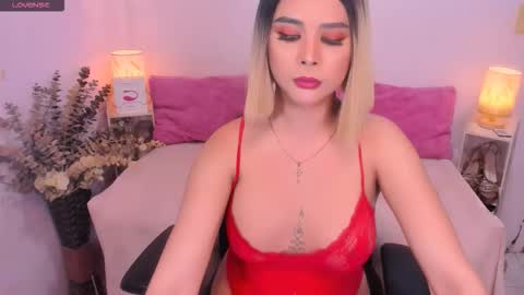 janelle online show from December 2025 12:34:02 PM