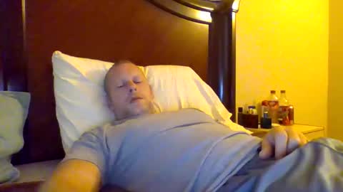 sweetg233 online show from October 2025 03:23:02 PM