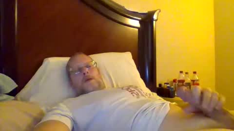 sweetg233 online show from October 2025 05:45:02 PM