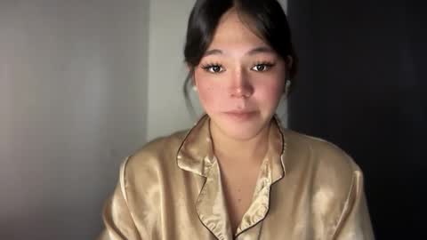 Ayesha online show from November 2025 01:27:02 AM