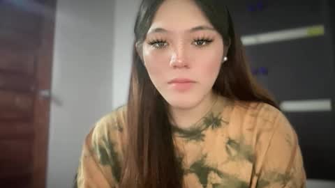 Ayesha online show from December 2025 01:11:01 AM