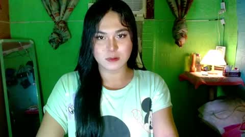 Snapshot of sweetgirl_kathy chatting on May 2026 05:43:01 PM Kathy online show from May 2026 05:43:01 PM