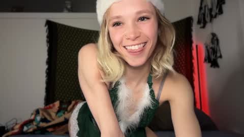 sweetgracee online show from December 2024 07:01:01 AM