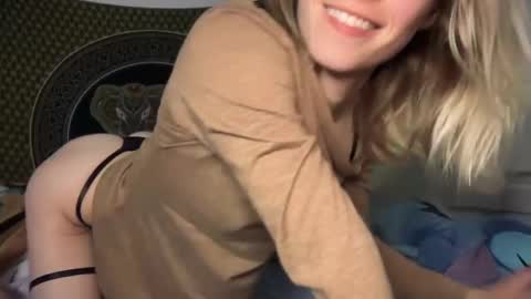 sweetgracee online show from March 2025 04:12:02 AM