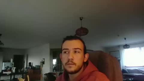 Snapshot of sweetguyss12 chatting on January 2026 08:40:02 AM sweetguyss12 online show from January 2026 08:40:02 AM