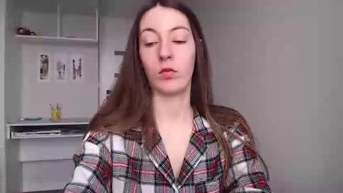 Snapshot of sweetheart_77 chatting on March 2026 08:28:01 AM Emma online show from March 2026 08:28:01 AM