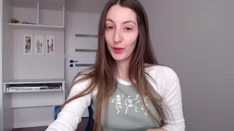 Emma  online show from May 2026 09:06:01 AM