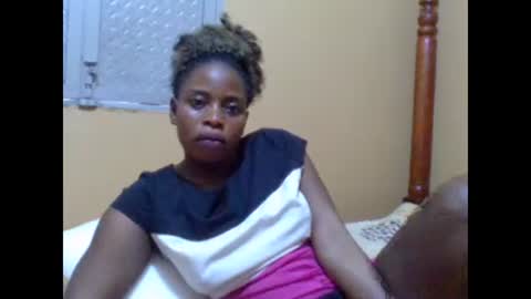 Snapshot of sweetib1 chatting on March 2025 12:09:02 PM sweetib1 online show from March 2025 12:09:02 PM