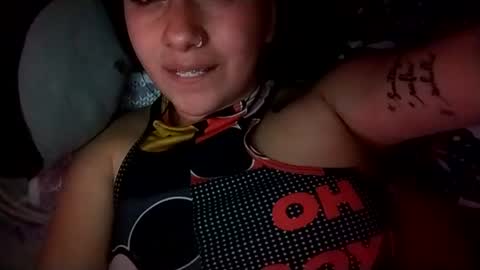 Snapshot of sweetie__annie chatting on July 2026 05:09:02 AM Ana Mara i cant Make noise My family is here online show from July 2026 05:09:02 AM