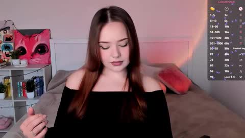 Hannah online show from November 2025 12:49:01 PM