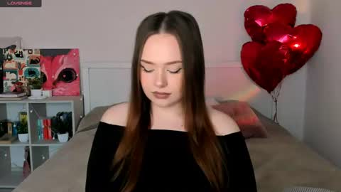 Snapshot of sweetie_candy_ chatting on June 2026 03:27:01 PM Hannah online show from June 2026 03:27:01 PM