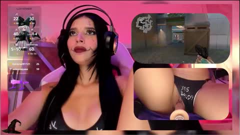 sweetie_cloe online show from October 2025 09:02:01 PM